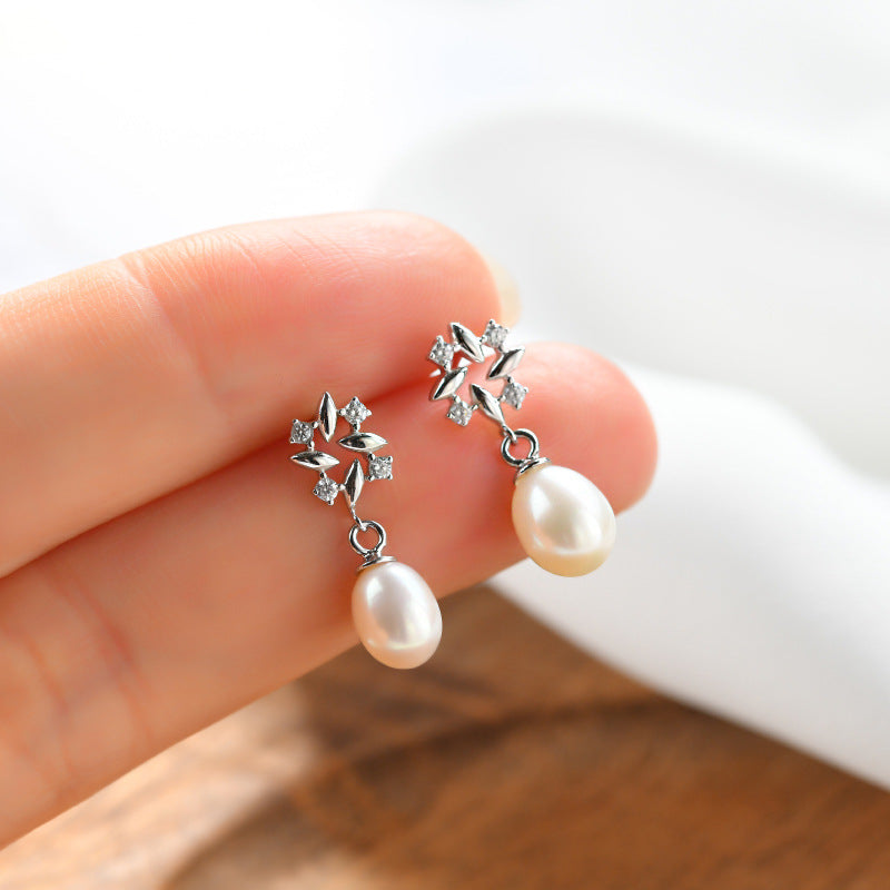 Elegant Pearl Charm Earrings – Le'allure