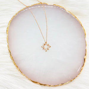 Eight-Point Star Necklace | Rose Gold